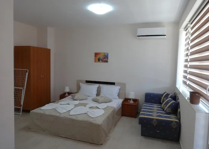 Capuccino Guest - Free Parking And Wi-fi Apartman *