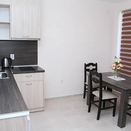 Apartment Capuccino Guest - Free Parking And Wi-fi