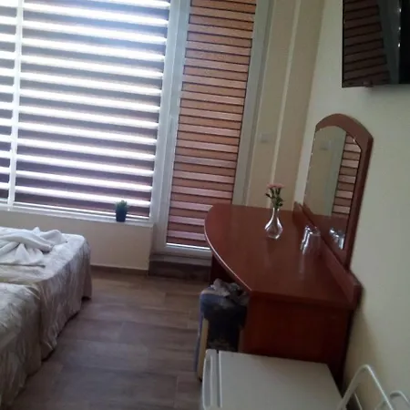 Capuccino Guest - Free Parking And Wi-fi * Slantschew brjag