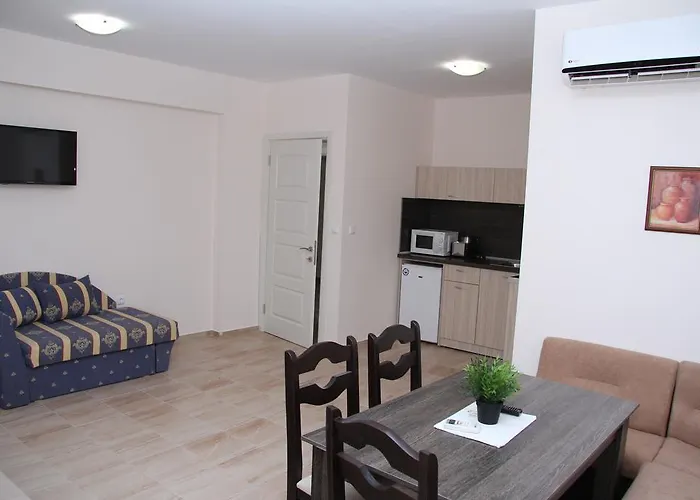 Capuccino Guest - Free Parking And Wi-fi Apartment *