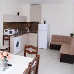 Διαμέρισμα Capuccino Guest - Free Parking And Wi-fi