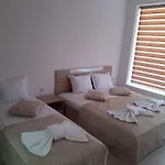 Capuccino Guest - Free Parking And Wi-fi Διαμέρισμα