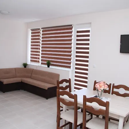 Capuccino Guest - Free Parking And Wi-fi Daire *