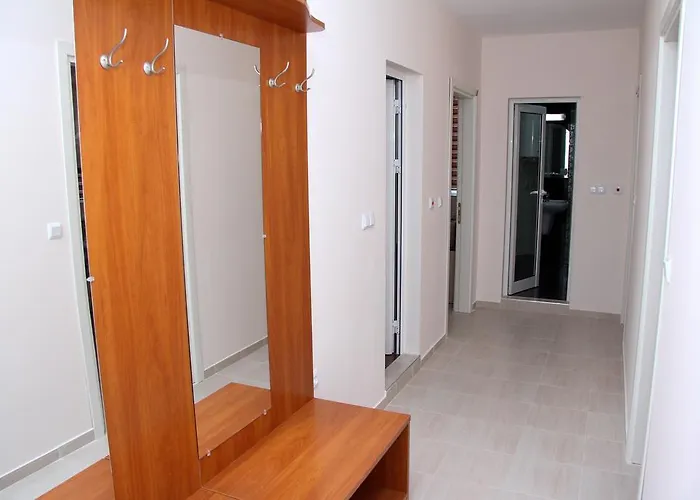 Апартаменты Capuccino Guest - Free Parking And Wi-fi Солнечный берег