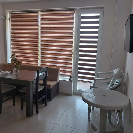 Capuccino Guest - Free Parking And Wi-fi Apartmán Sluneční pobřeží