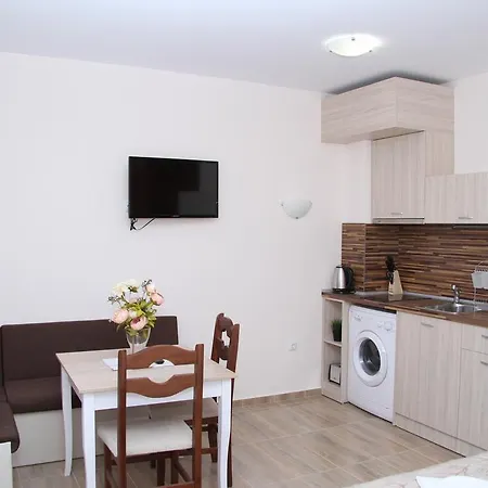Apartmán Capuccino Guest - Free Parking And Wi-fi *