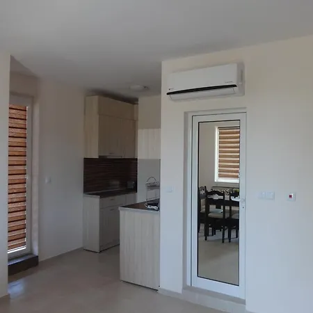 Capuccino Guest - Free Parking And Wi-fi Apartmán Sluneční pobřeží