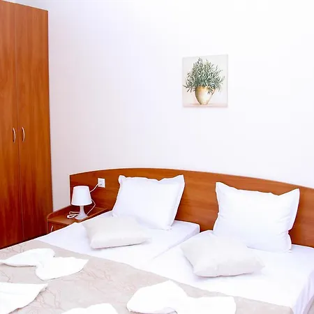 Apartmán Capuccino Guest - Free Parking And Wi-fi