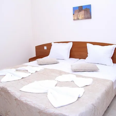 Capuccino Guest - Free Parking And Wi-fi Apartmán